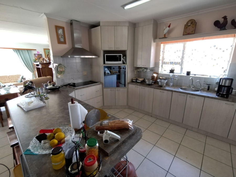 3 Bedroom Property for Sale in Wavecrest Eastern Cape